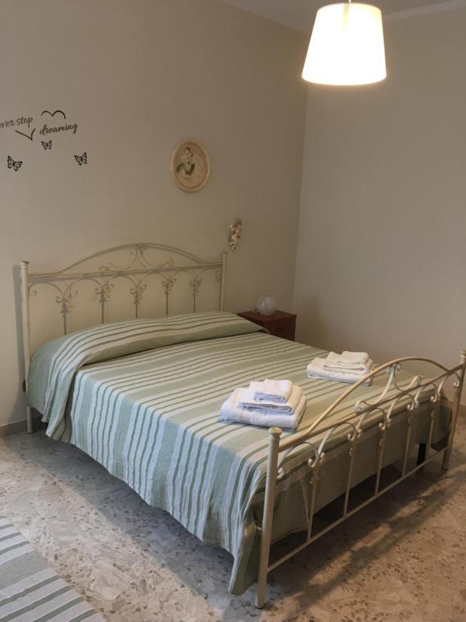 B&B Al Campanile Ταράντο Εξωτερικό φωτογραφία