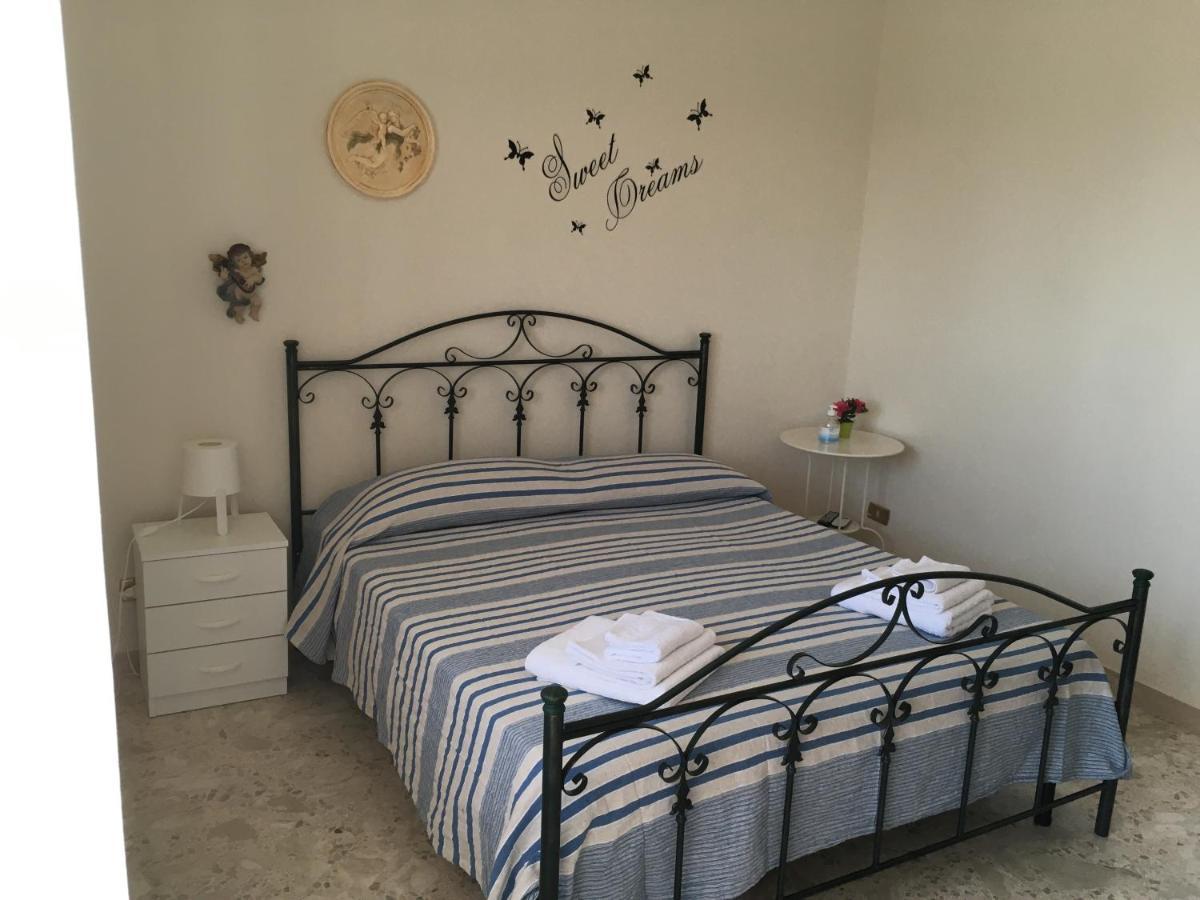 B&B Al Campanile Ταράντο Εξωτερικό φωτογραφία